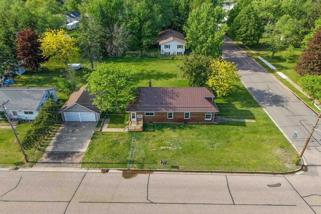 424 MAPLE STREET, Nekoosa, WI 54457