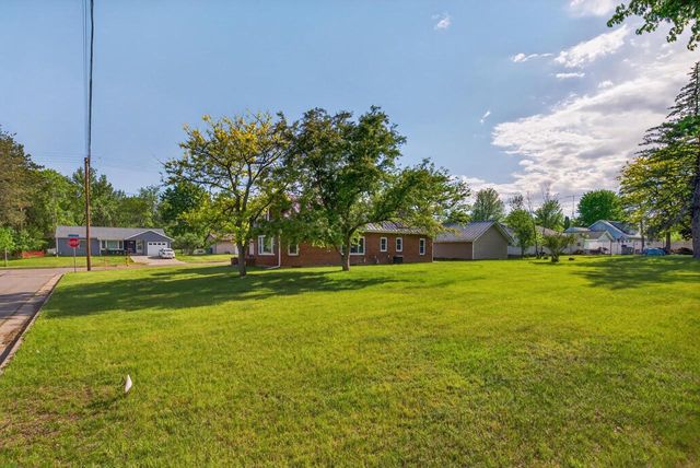 424 MAPLE STREET, Nekoosa, WI 54457
