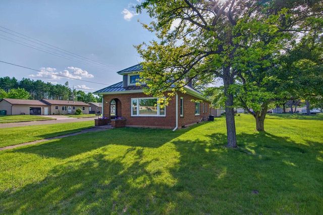424 MAPLE STREET, Nekoosa, WI 54457