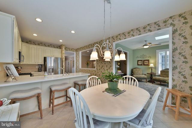 182 LATTICE LN, Collegeville, PA 19426