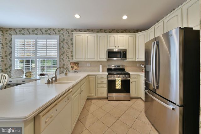 182 LATTICE LN, Collegeville, PA 19426