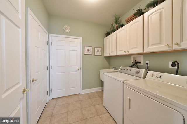 182 LATTICE LN, Collegeville, PA 19426