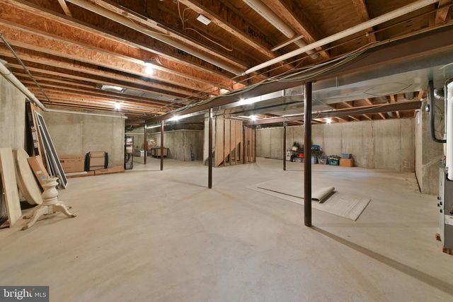 182 LATTICE LN, Collegeville, PA 19426