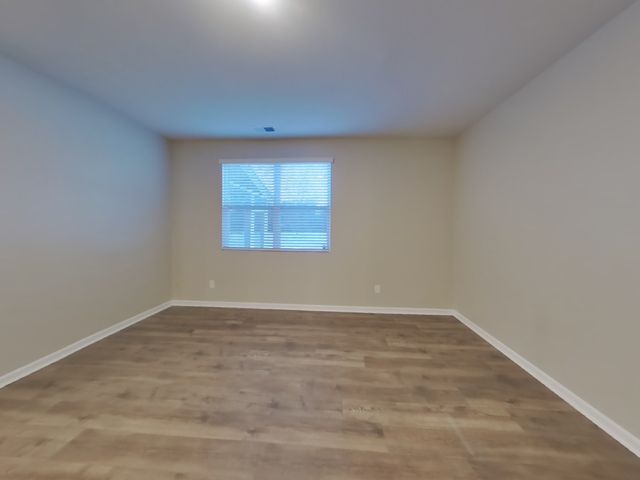 5035 Hunters Village Dr, Lebanon, TN 37087