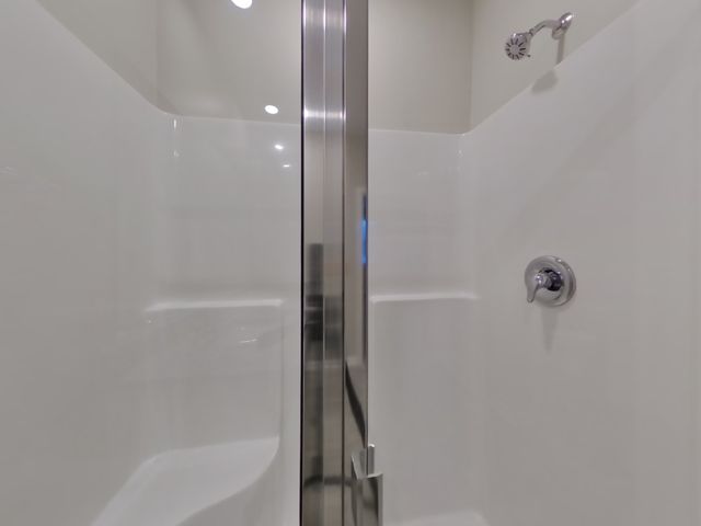 5035 Hunters Village Dr, Lebanon, TN 37087