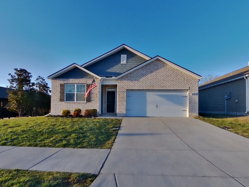 5035 Hunters Village Dr, Lebanon, TN 37087