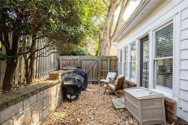 904 Lenox Hill Court NE, Atlanta, GA 30324