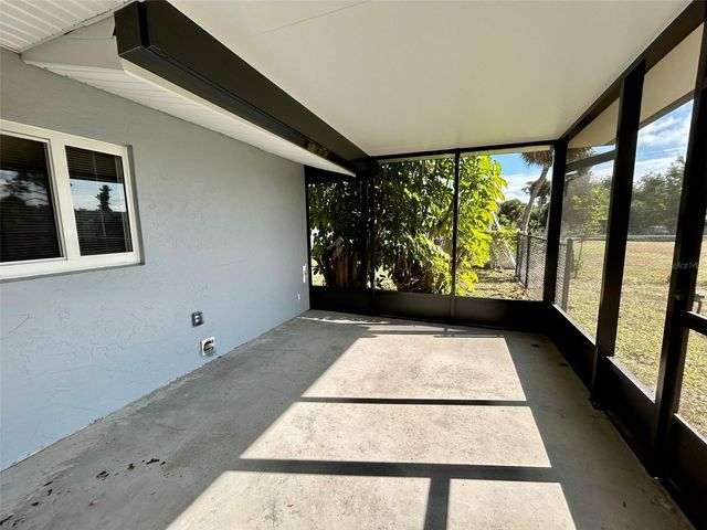 22157 NEW YORK AVENUE, Port Charlotte, FL 33952