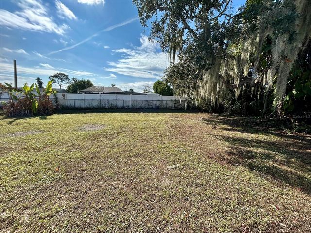 22157 NEW YORK AVENUE, Port Charlotte, FL 33952