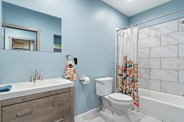 4238 Thunder Lake Lodge Drive NE, Thunder Lake Twp, MN 56672