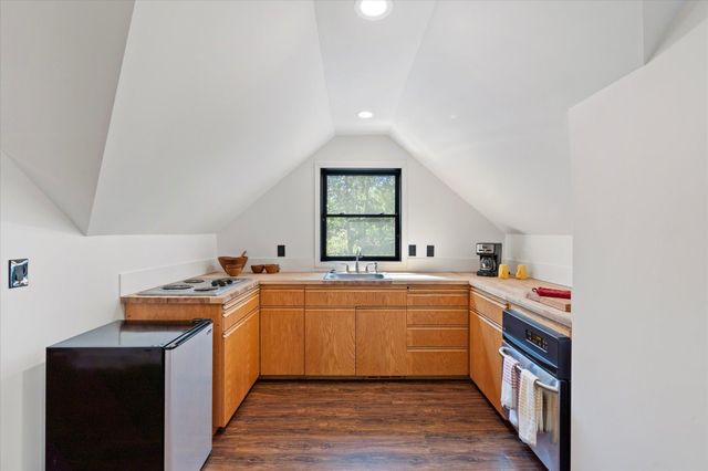 4238 Thunder Lake Lodge Drive NE, Thunder Lake Twp, MN 56672