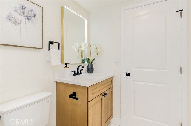 2433 Littleton, Costa Mesa, CA 92626