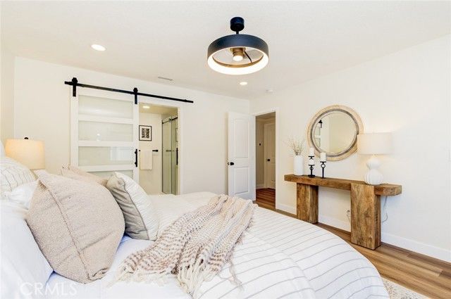 2433 Littleton, Costa Mesa, CA 92626