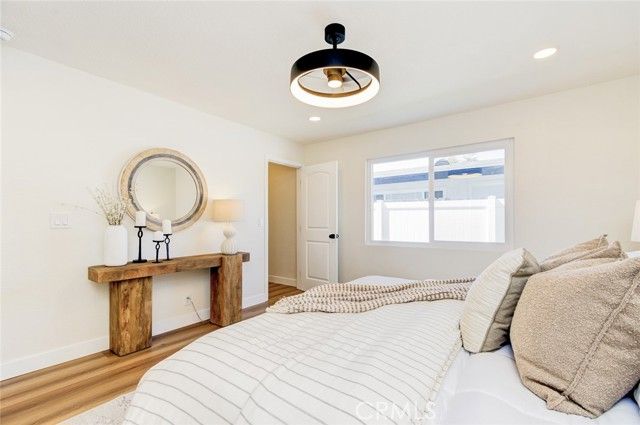 2433 Littleton, Costa Mesa, CA 92626