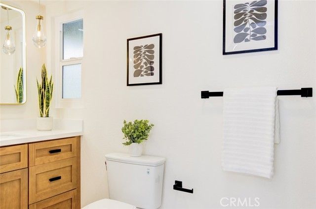 2433 Littleton, Costa Mesa, CA 92626