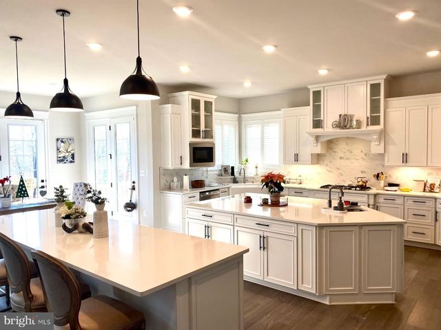 3 GERSHWIN DR, West Chester, PA 19380