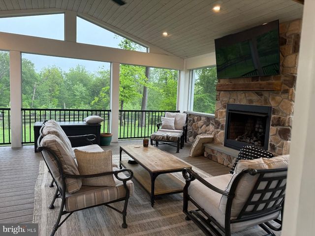 3 GERSHWIN DR, West Chester, PA 19380