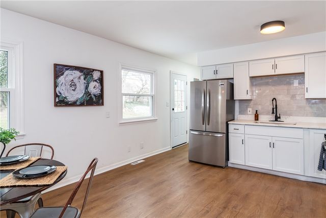 225 S Main Street, Centerville, OH 45458