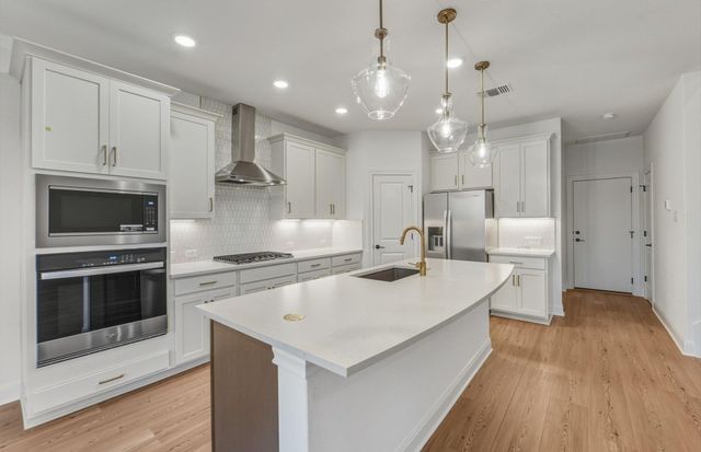 456 Foresail RD, Leander, TX 78641