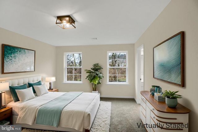 85 OLD COLONY RD, Selinsgrove, PA 17870