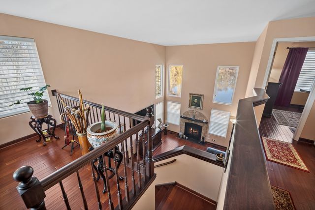221 AINSLEY Drive, West Chicago, IL 60185