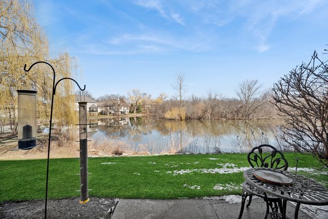 221 AINSLEY Drive, West Chicago, IL 60185