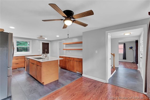 509 Park Place E, Jeffersonville, IN 47130