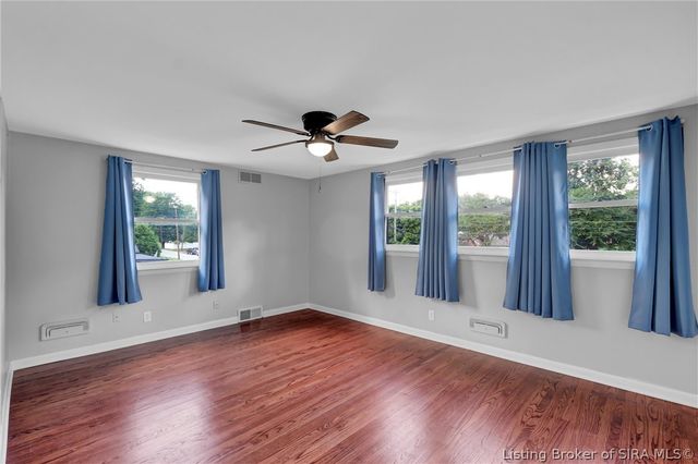 509 Park Place E, Jeffersonville, IN 47130