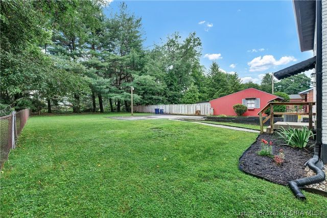 509 Park Place E, Jeffersonville, IN 47130