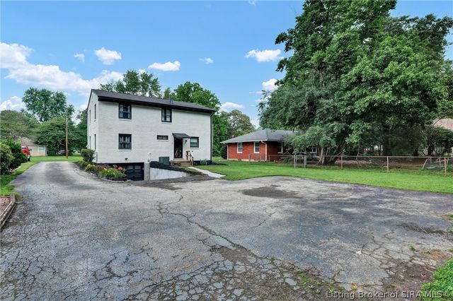 509 Park Place E, Jeffersonville, IN 47130