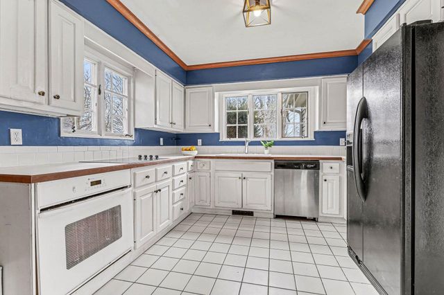 8599 E N Avenue, Comstock Twp, MI 49048