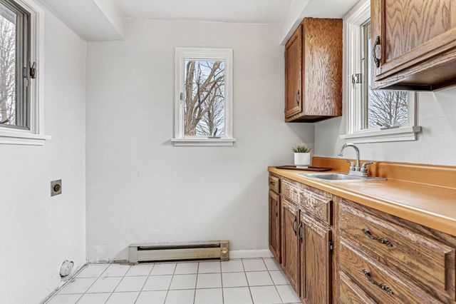 8599 E N Avenue, Comstock Twp, MI 49048