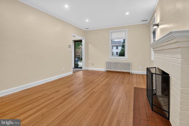 4825 BUTTERWORTH PL NW, Washington, DC 20016