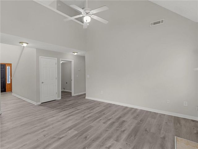 11704 Spring Lake Way, Fayetteville, GA 30215
