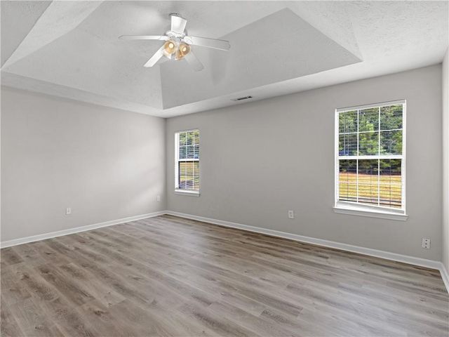 11704 Spring Lake Way, Fayetteville, GA 30215