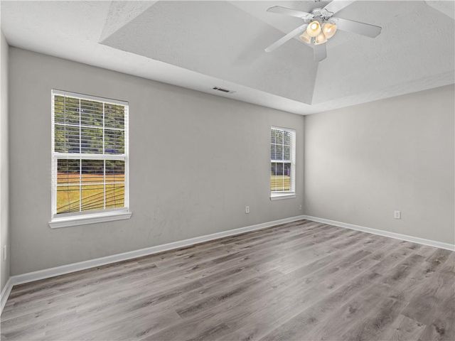 11704 Spring Lake Way, Fayetteville, GA 30215