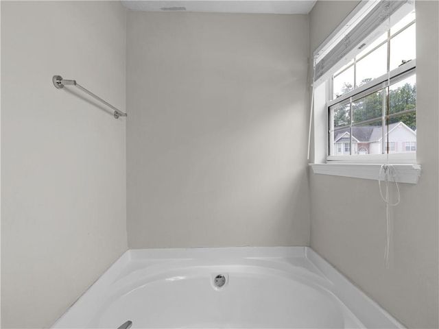 11704 Spring Lake Way, Fayetteville, GA 30215