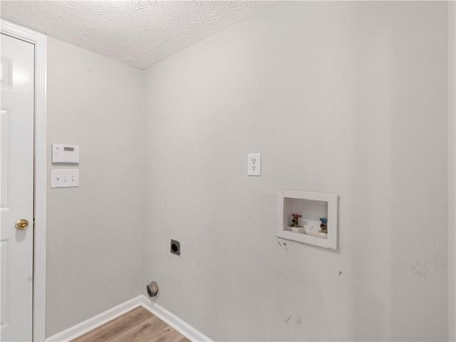11704 Spring Lake Way, Fayetteville, GA 30215