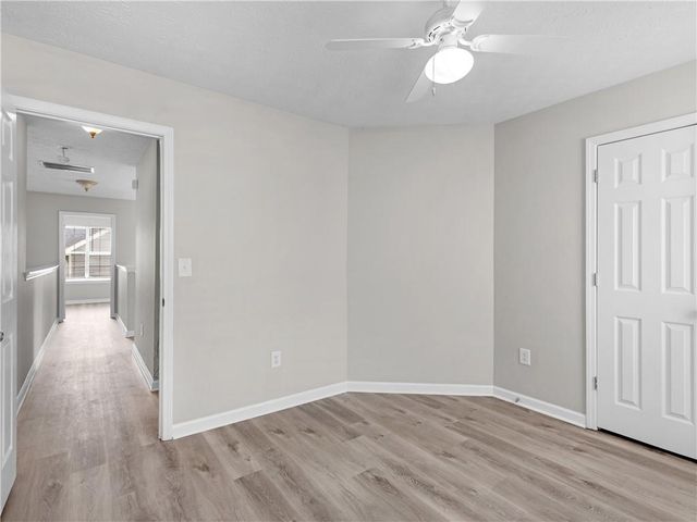 11704 Spring Lake Way, Fayetteville, GA 30215