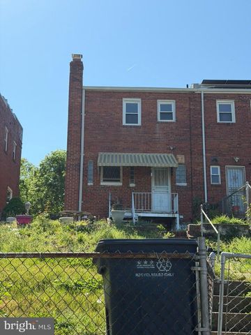 42 54TH ST SE, Washington, DC 20019
