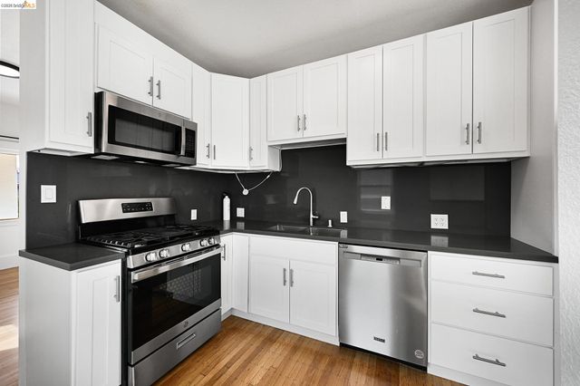 814 46Th St, Oakland, CA 94608