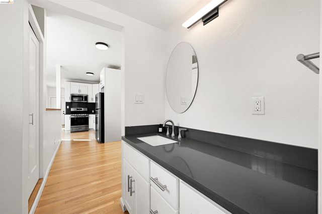 814 46Th St, Oakland, CA 94608