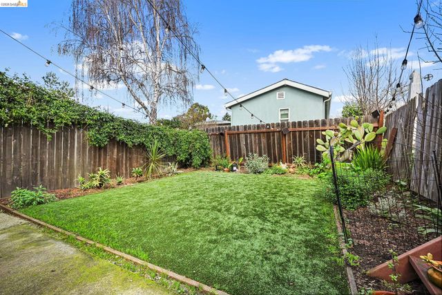 814 46Th St, Oakland, CA 94608