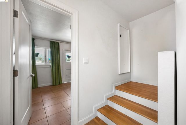 814 46Th St, Oakland, CA 94608