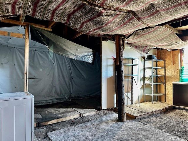 813 E 6th St, Leadville, CO 80461