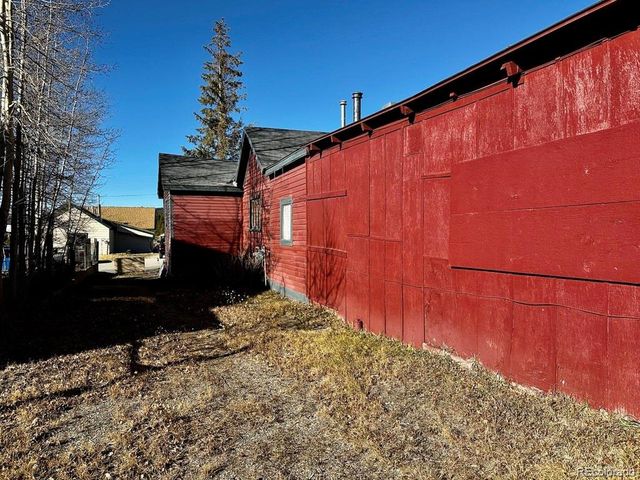 813 E 6th St, Leadville, CO 80461
