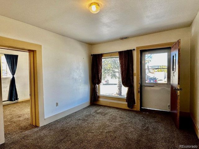 813 E 6th St, Leadville, CO 80461