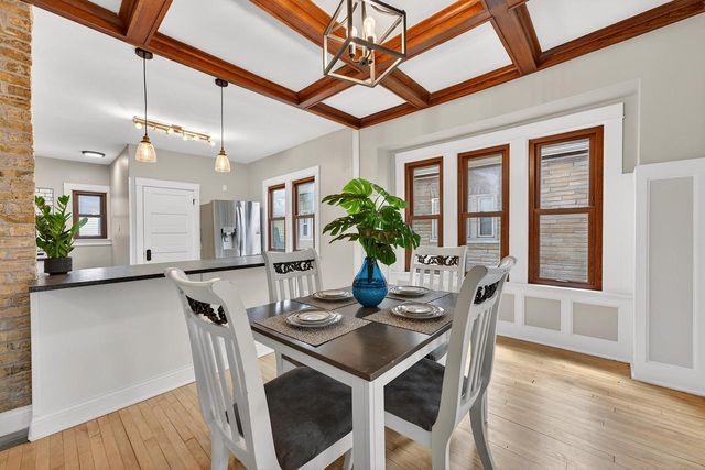 3204 S Delaware AVENUE, Milwaukee, WI 53207