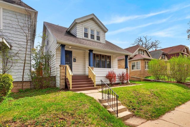 3204 S Delaware AVENUE, Milwaukee, WI 53207