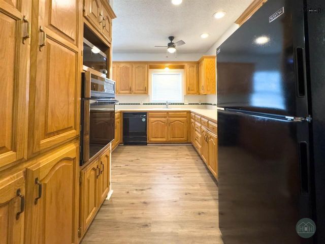 3020 PARADISE STREET, Vernon, TX 76384